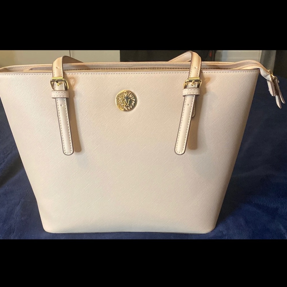 Brand new Anne Klein light pink purse
